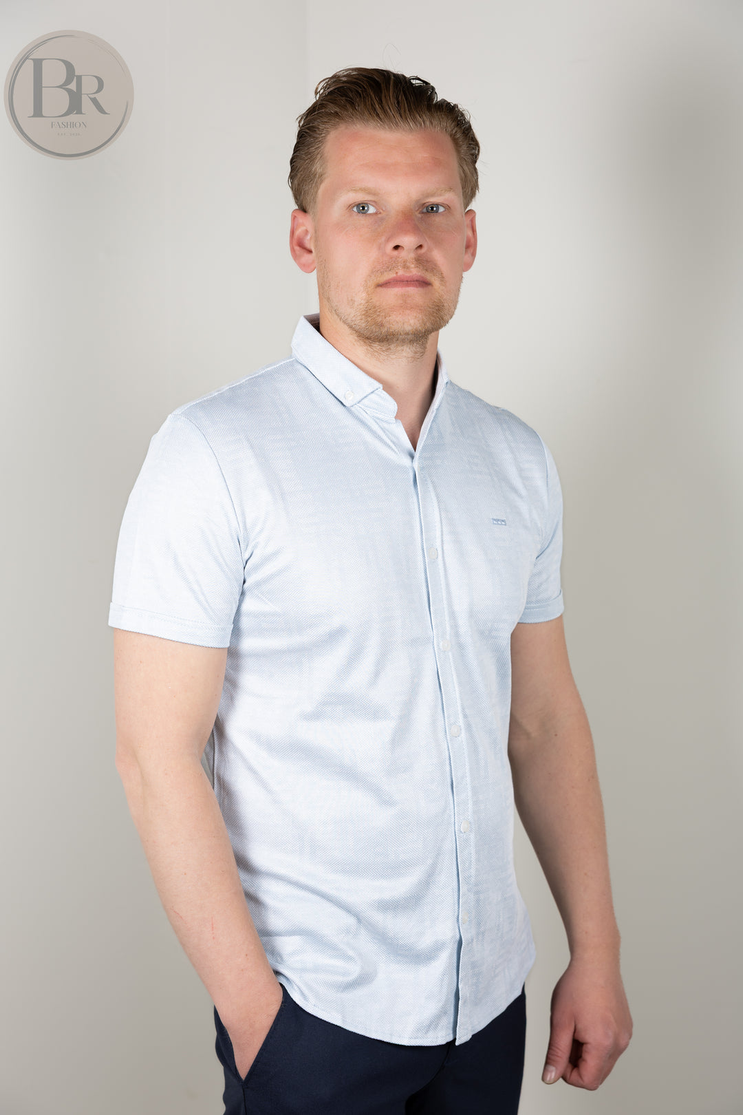 Summer knit overhemd