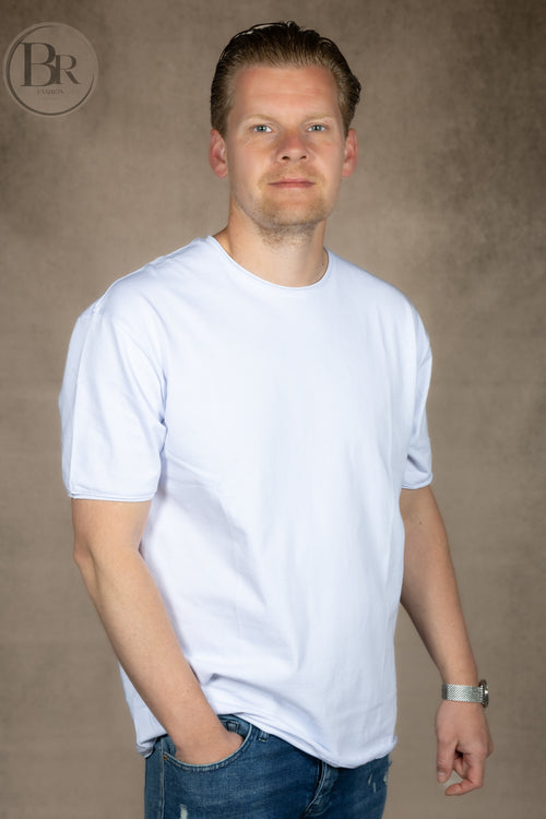 Basic T-Shirt Raw edge.